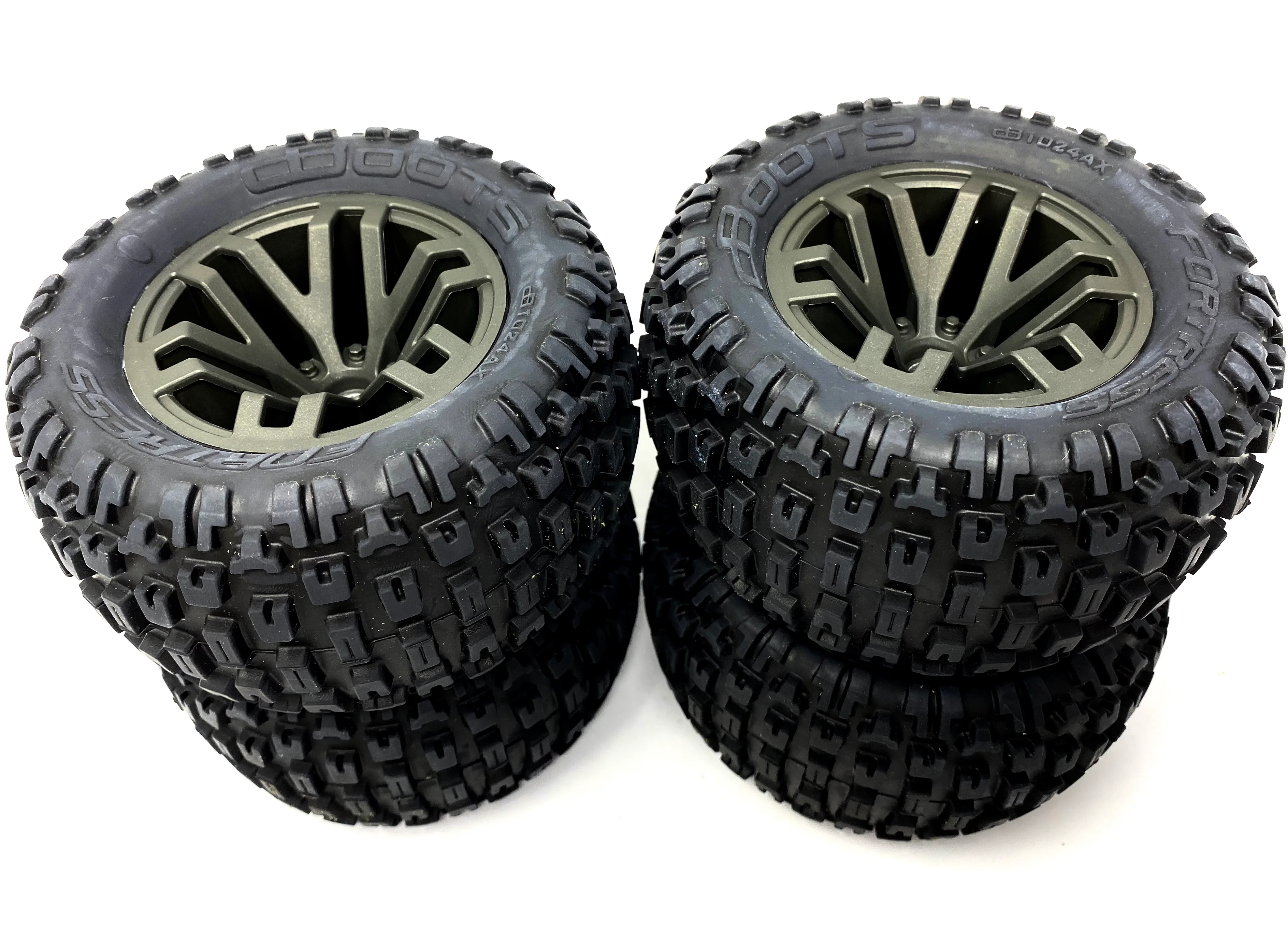 Arrma GRANITE 4x4 3s BLX - TIRES & Wheels (tyres rims DBoots Fortress ARA4302V3