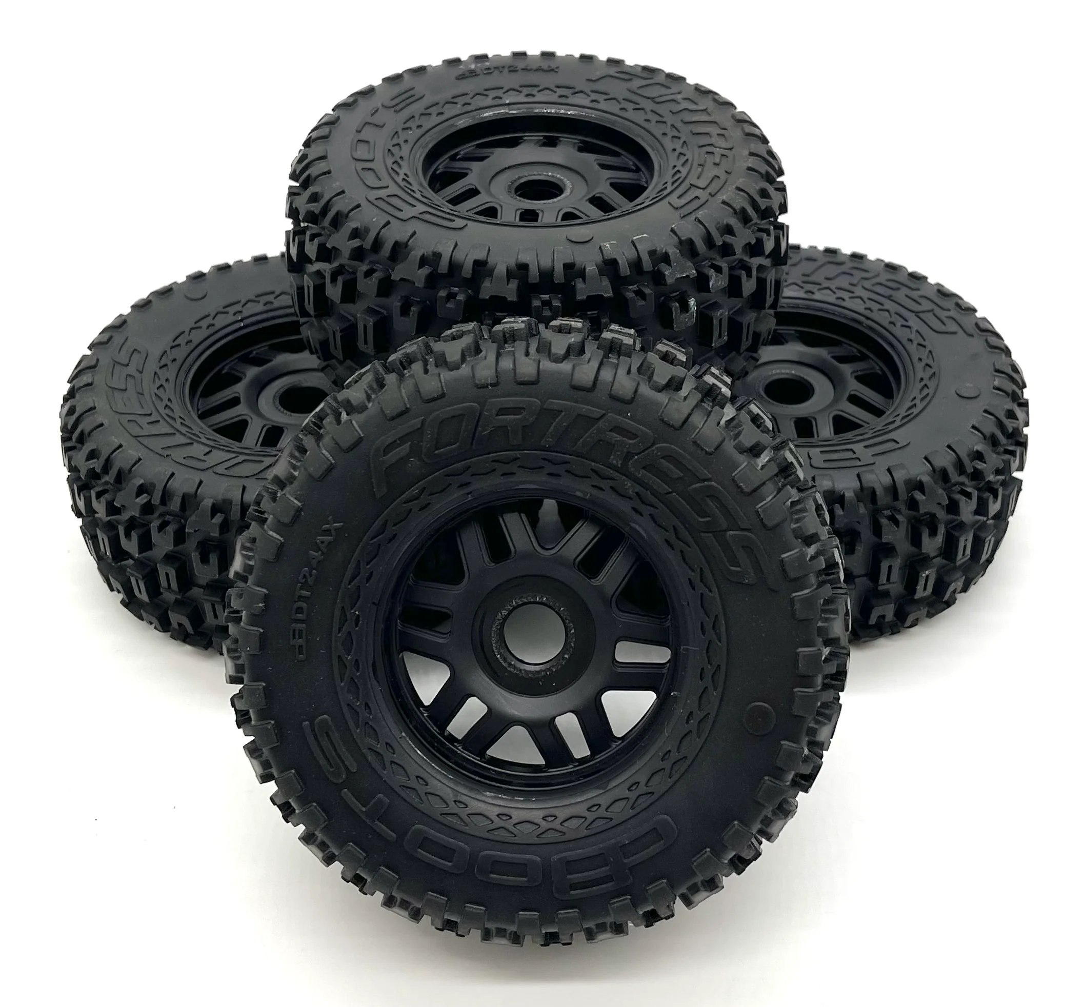 Arrma Mojave 4s 4x4 - TIRES & Wheels (tyres DBoots Fortress LP ARA4404