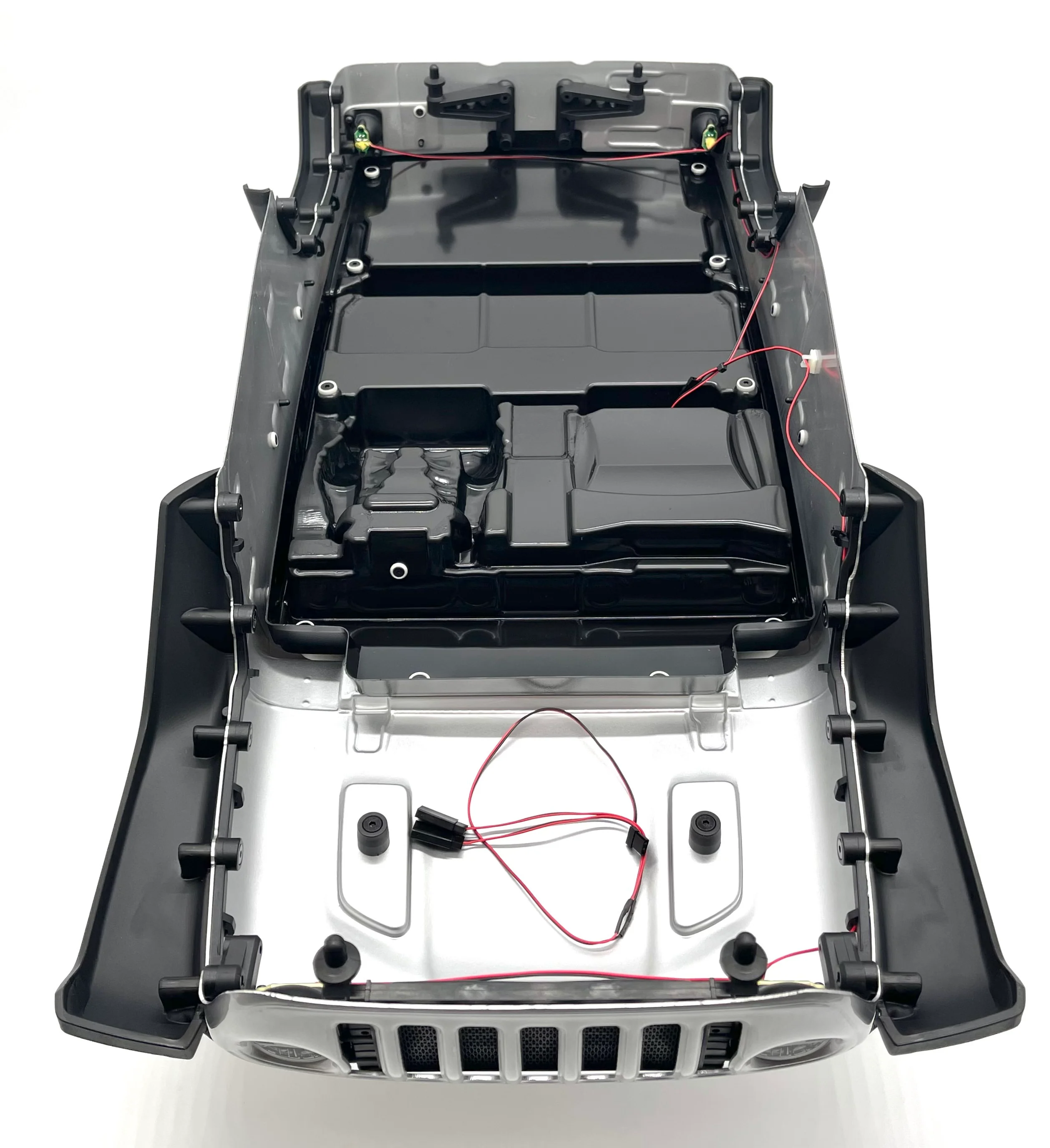 Axial SCX6 Jeep Wrangler BODY, w/ Interior, rollcage, exterior details, lights (Silver) AXI05000 - Image 6