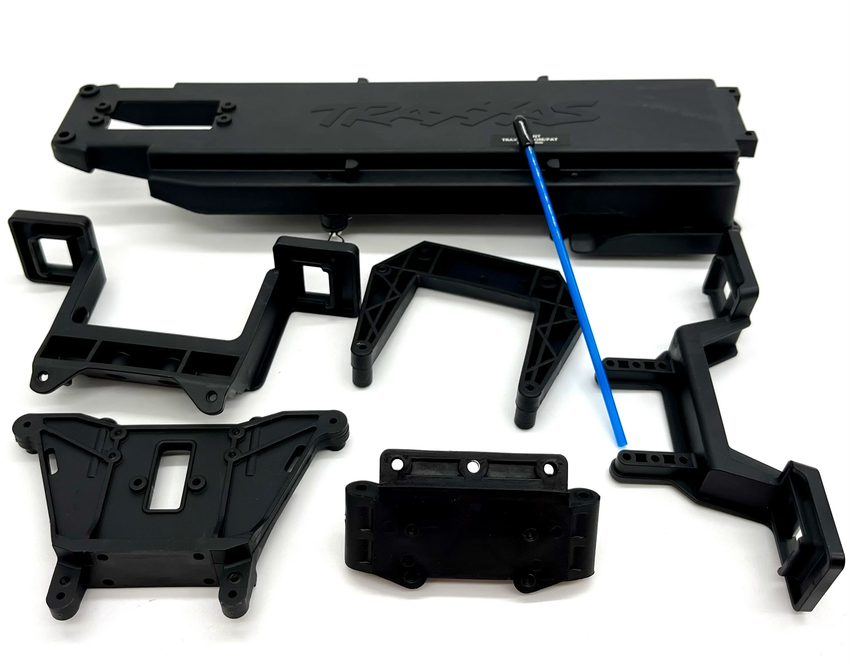 BIGFOOT BL-2S CHASSIS black 3622 & Clipless Body Mounts towers 36334-4 - Image 2