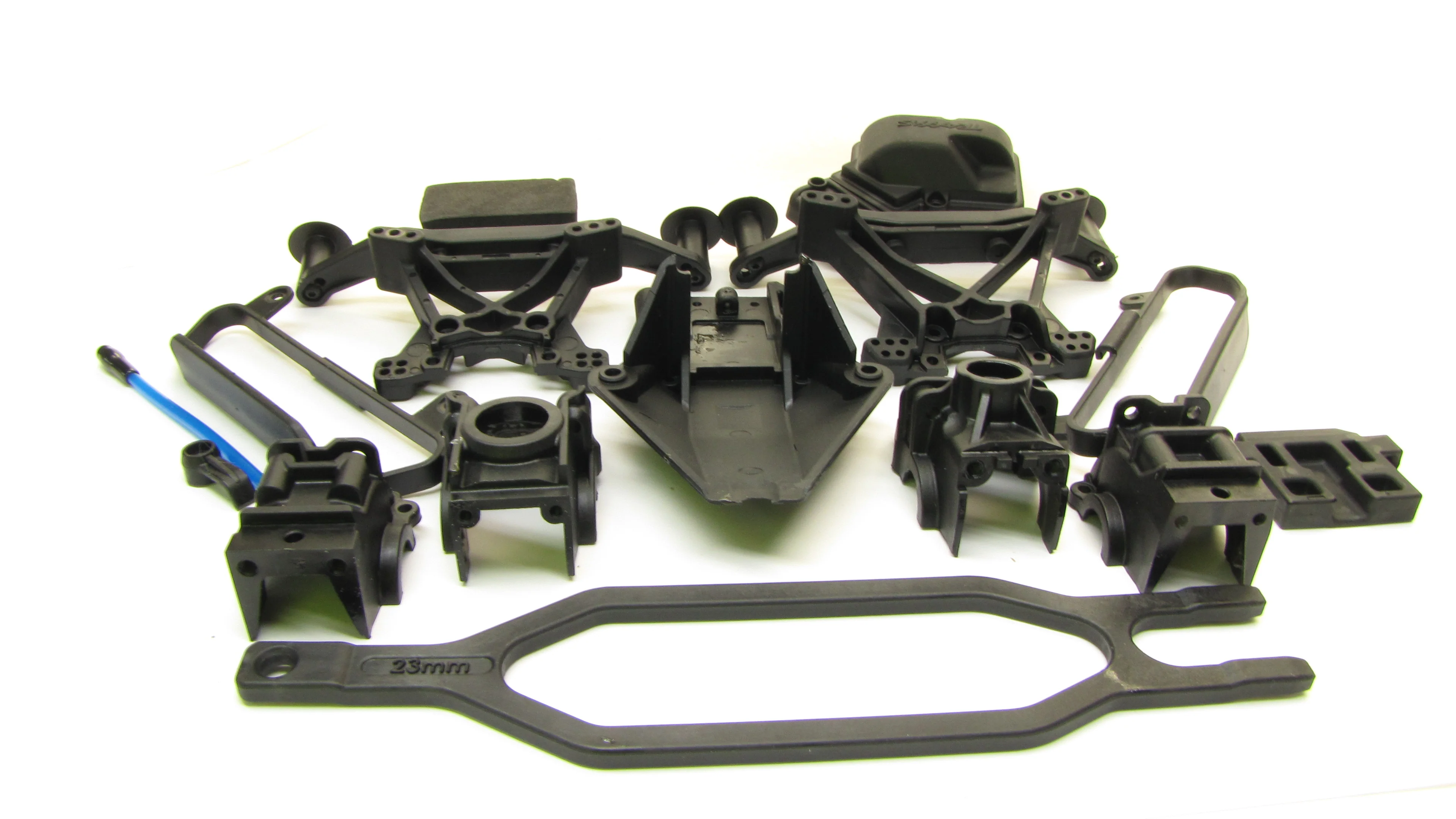 fits SLASH 4x4 VXL - PLASTIC SET (bulkhead shock towers receiver box 68086-4 - Image 3