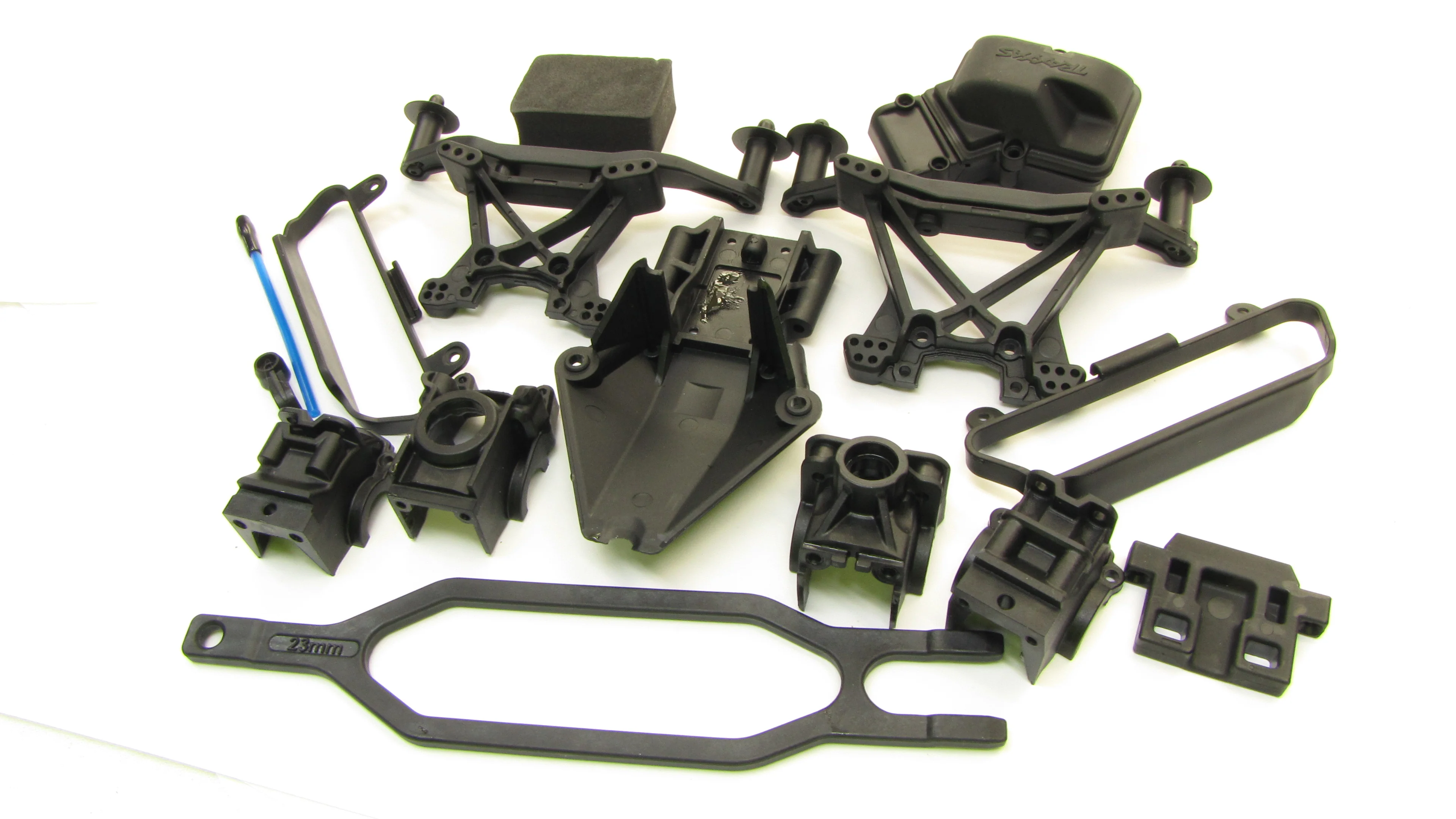 fits SLASH 4x4 VXL - PLASTIC SET (bulkhead shock towers receiver box 68086-4 - Image 4