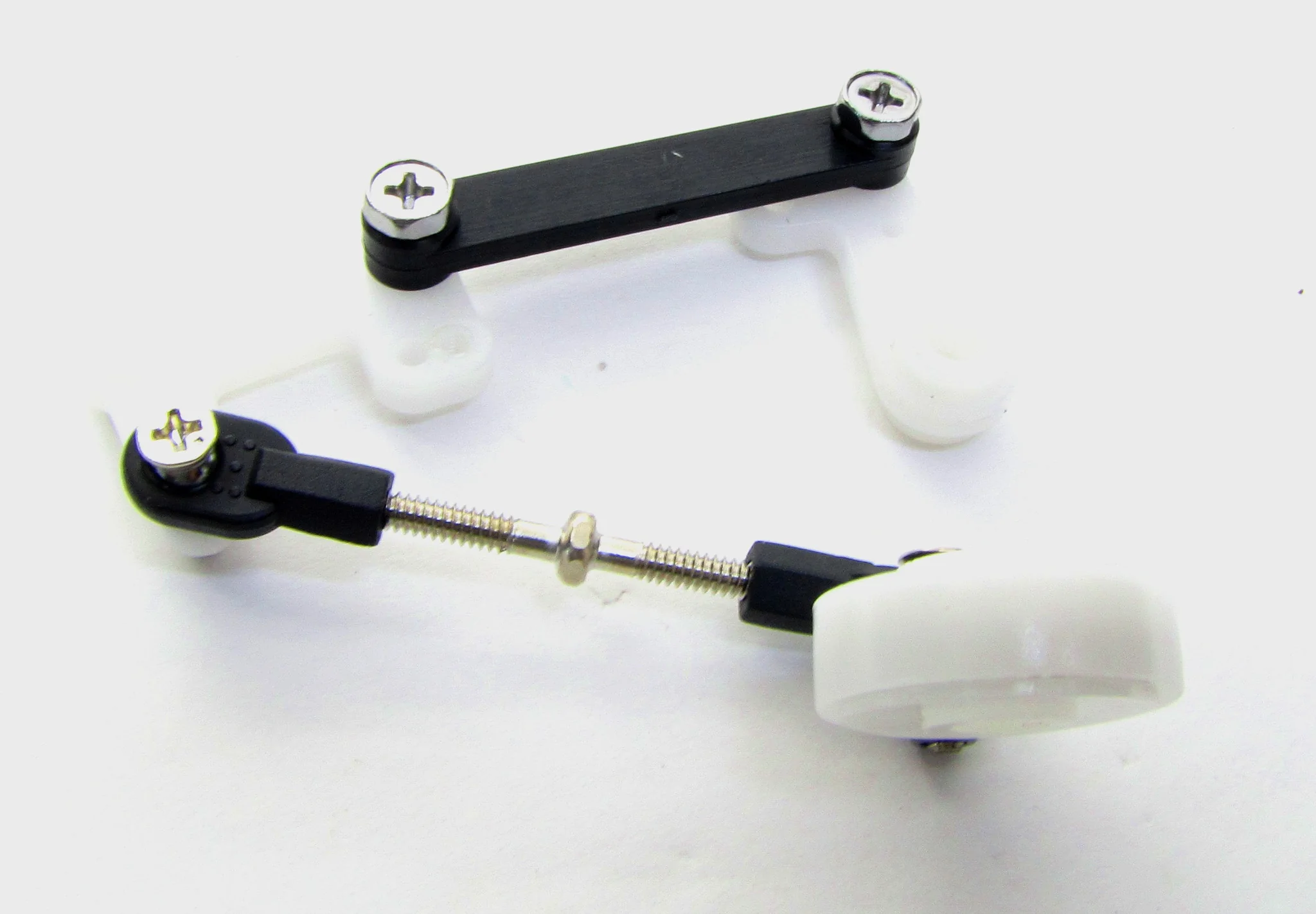 Nitro RUSTLER - Steering Set (bellcrank, draglink, turnbuckle) 44096-3 - Image 2