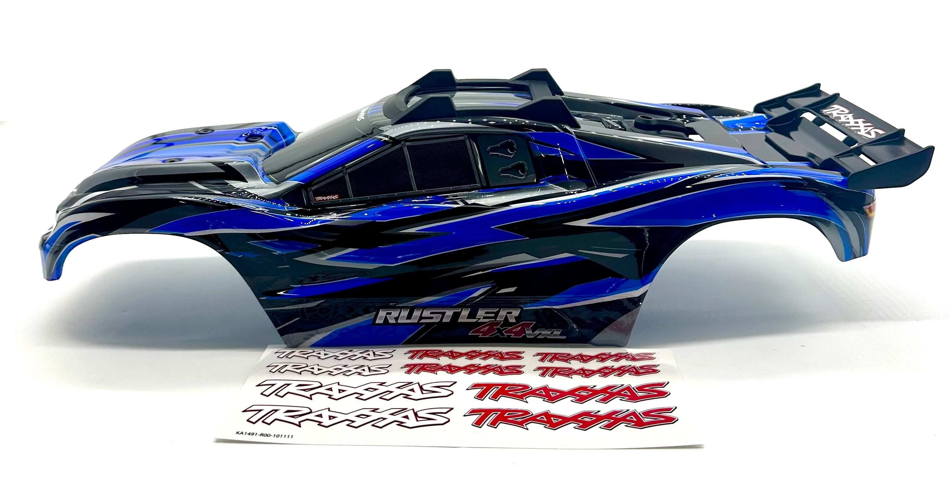 RUSTLER 4x4 BODY Shell (BLUE black 2026 Shell decals clipless VXL 67376-4