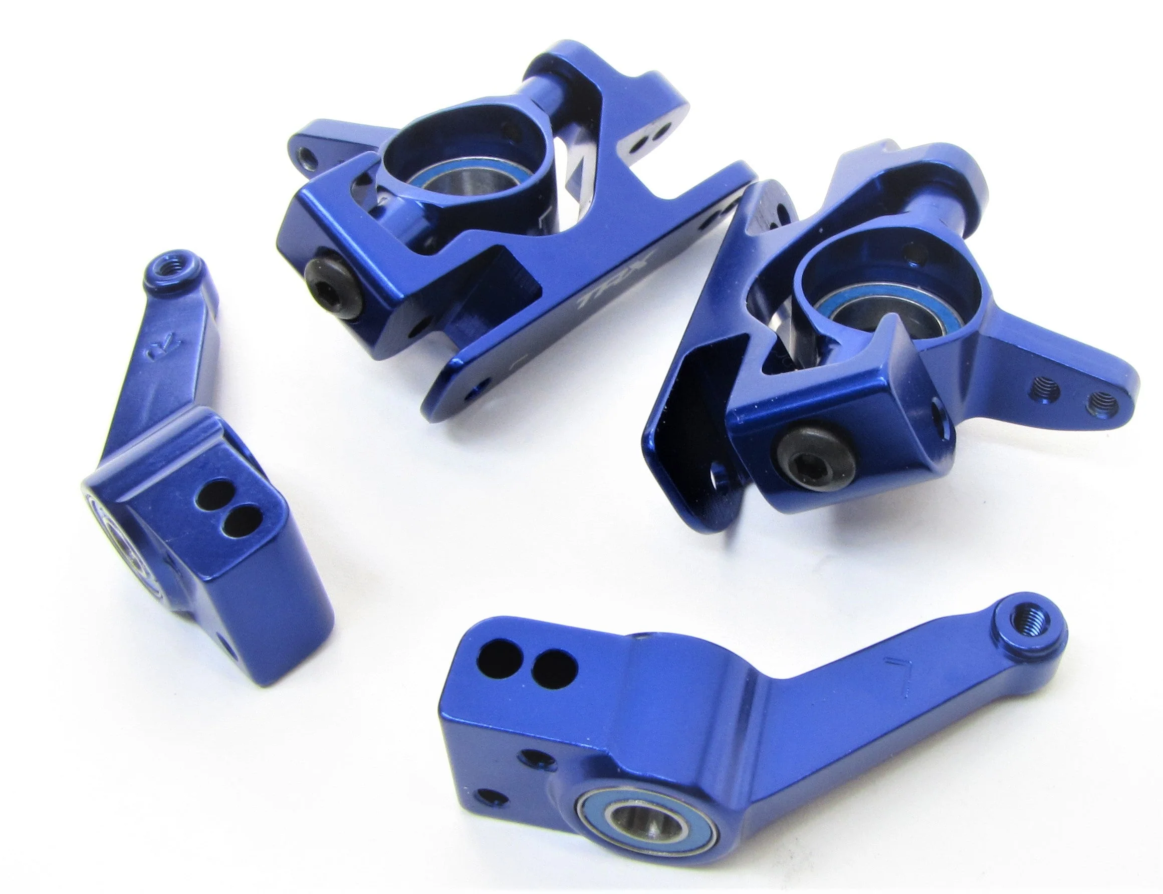 RUSTLER ULTIMATE - C-HUBS Steering Caster Blocks Carriers Blue Alum Traxxas 67097-4 - Image 3