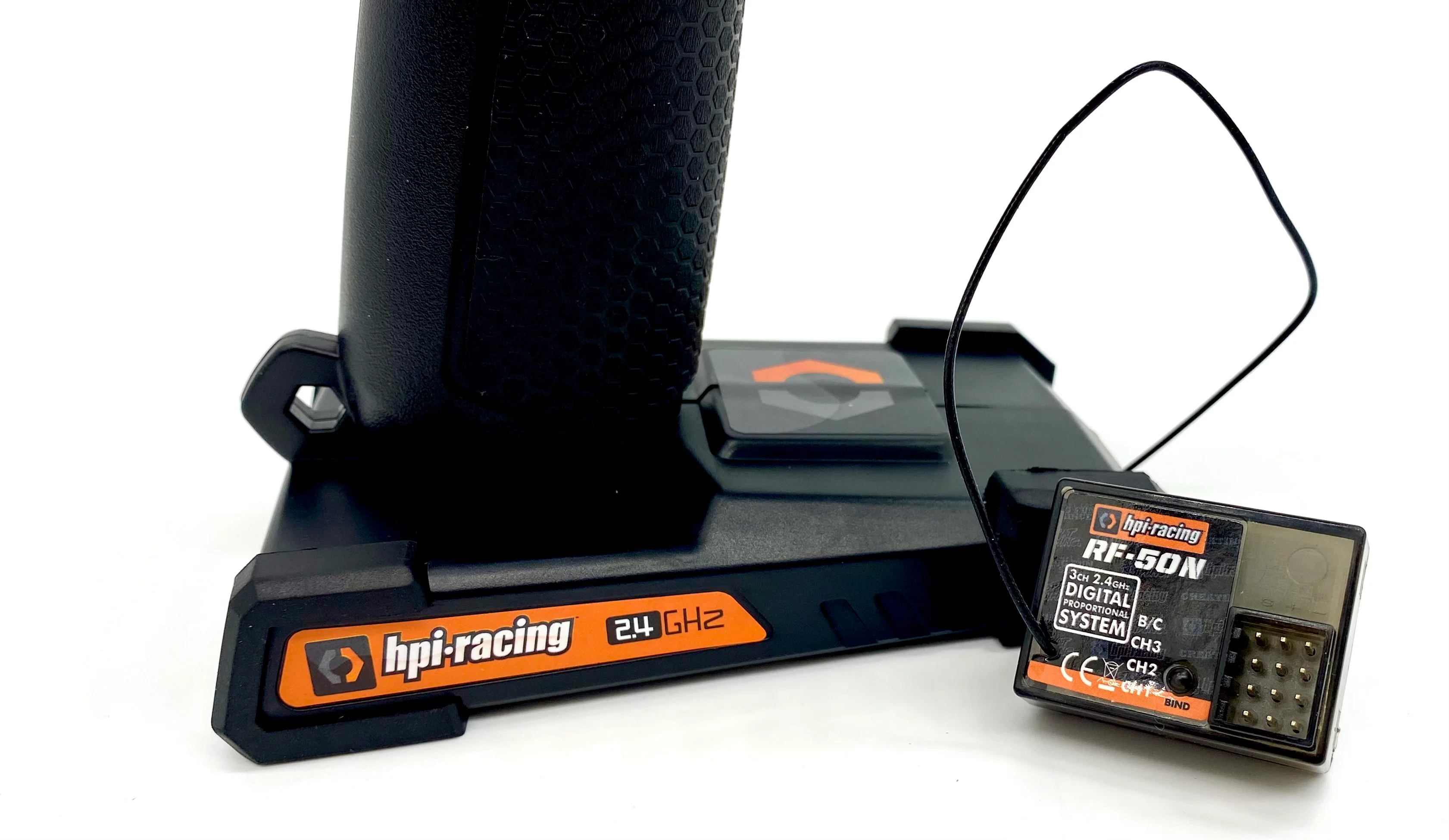Savage XL 5.9 GTXL-6 - RADIO SET TF-50 2.4Ghz 3ch Transmitter/Receiver HPI 160102 - Image 3