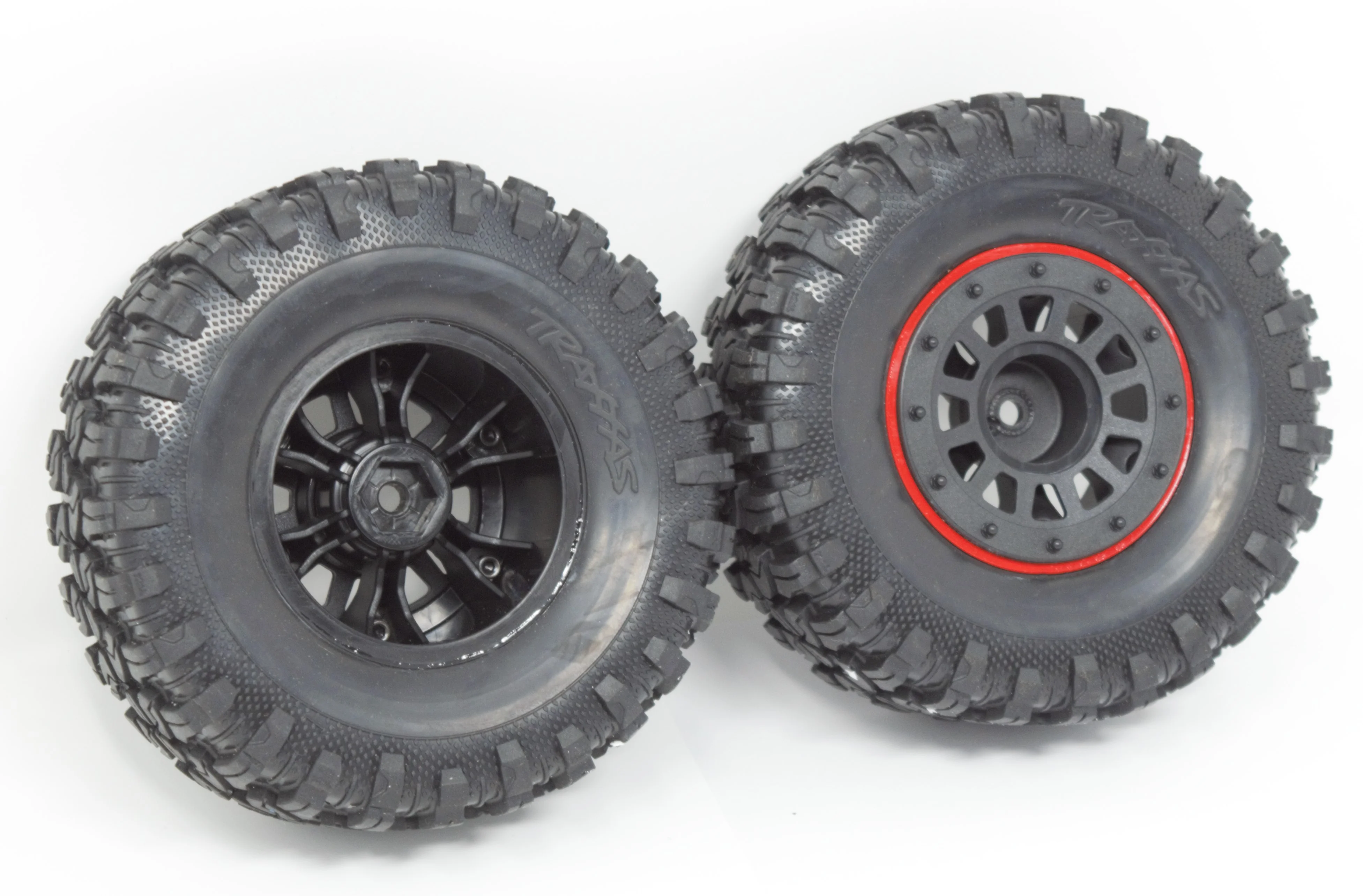 TRX-6x6 Mercedes-Benz - TIRES & Wheels (Assembled 2.2" 8874 88096-4 - Image 2