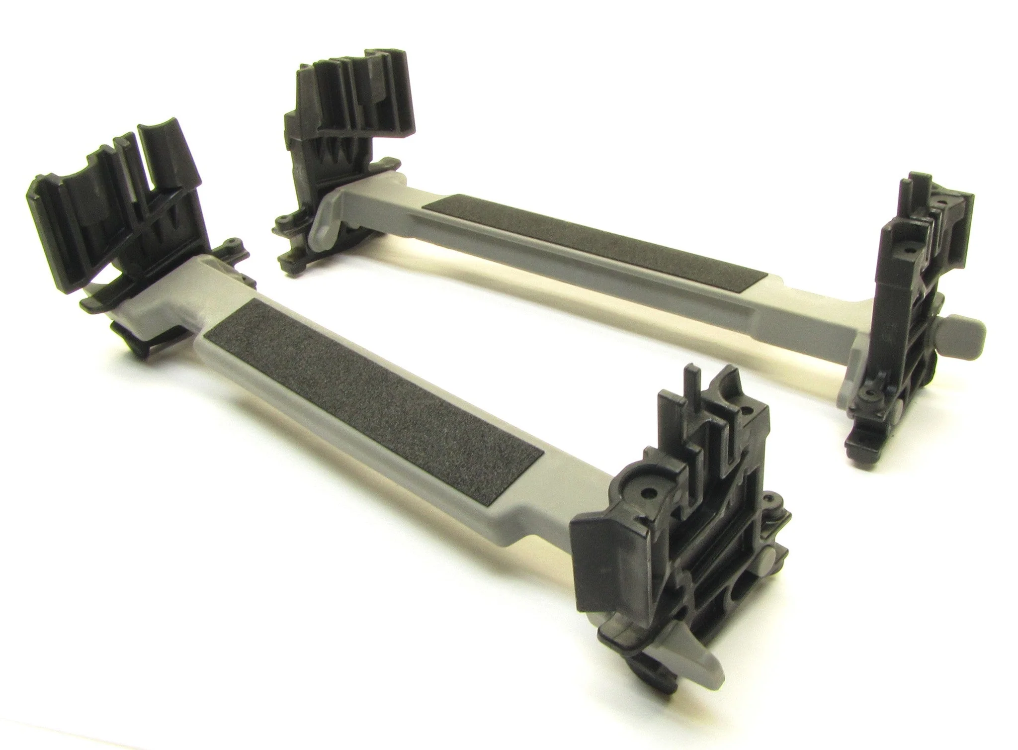 X-MAXX Ultimate BATTERY HOLD-DOWN'S & Mounts (right left ) Traxxas 77097-4 - Image 2